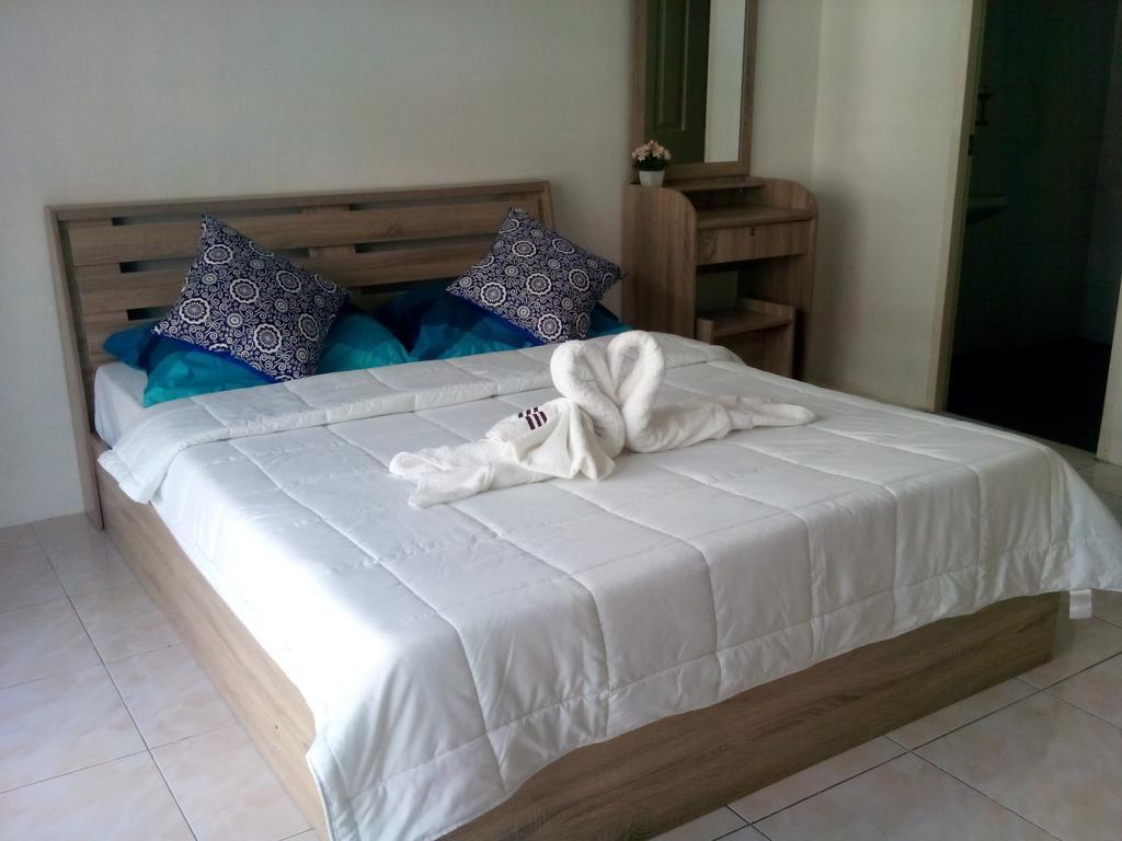 Sunshine Guesthouse Patong Zewnętrze zdjęcie
