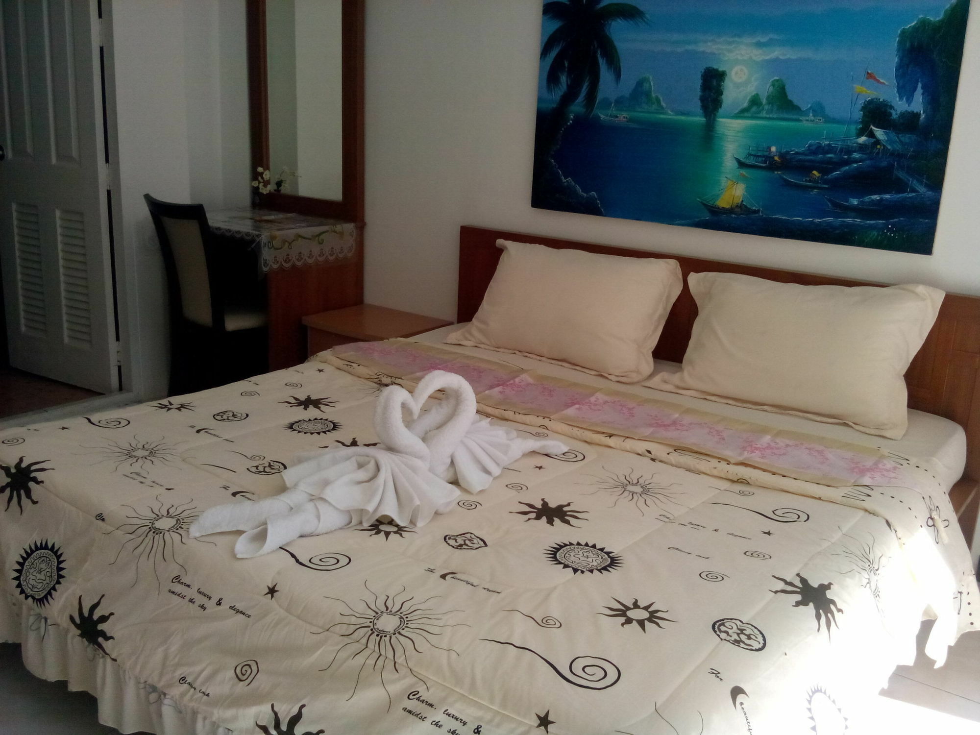 Sunshine Guesthouse Patong Zewnętrze zdjęcie