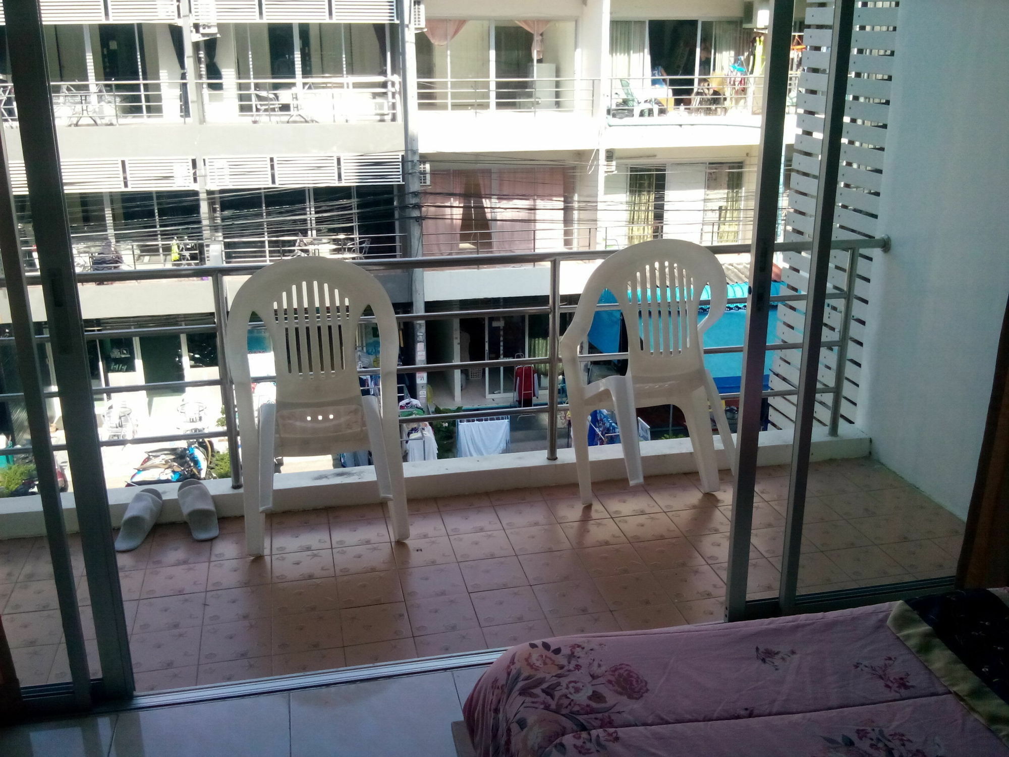 Sunshine Guesthouse Patong Zewnętrze zdjęcie
