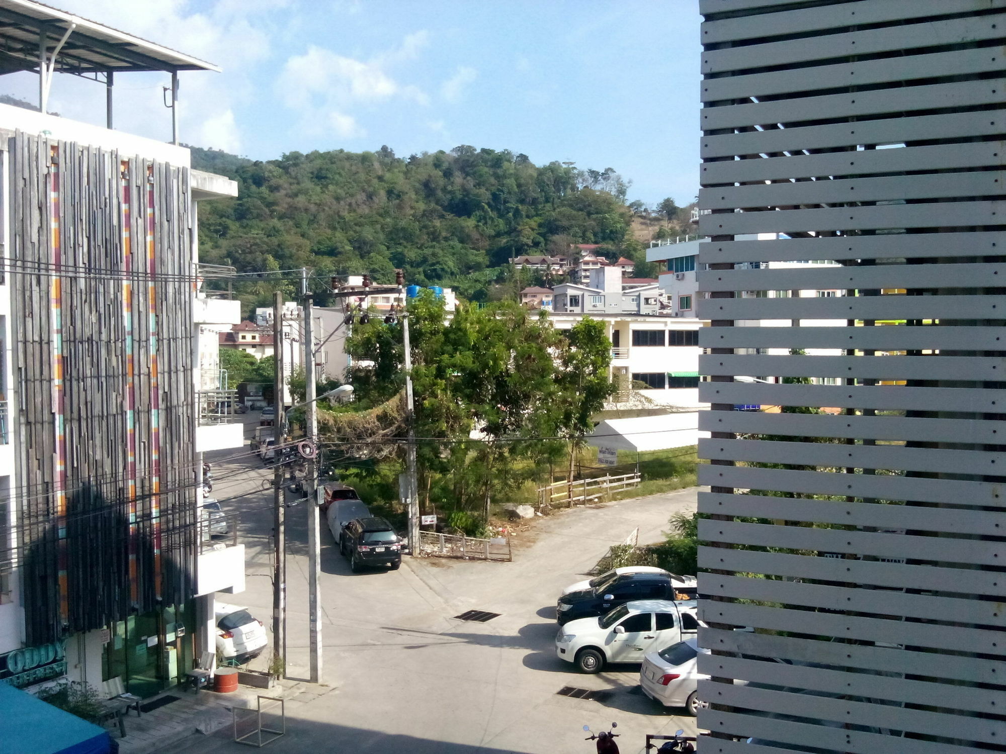 Sunshine Guesthouse Patong Zewnętrze zdjęcie